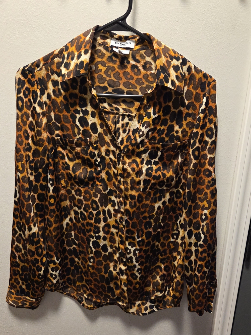 Express Portofino Slim Leopard Print Shirt Size Small